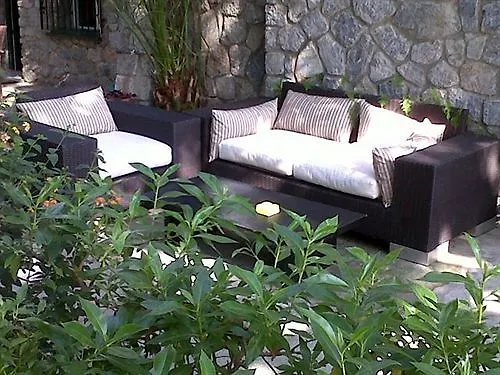 Hostal Boutique Los Geranios Del Pinar 토레몰리노스